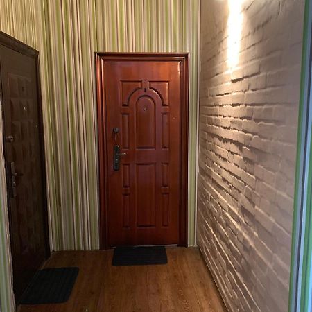 Apartament On Chernihivska Kiev Ngoại thất bức ảnh