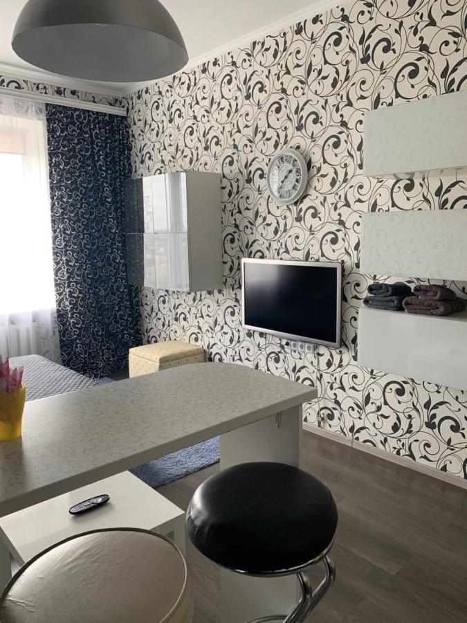 Apartament On Chernihivska Kiev Ngoại thất bức ảnh