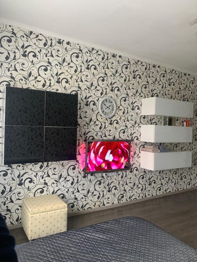 Apartament On Chernihivska Kiev Ngoại thất bức ảnh