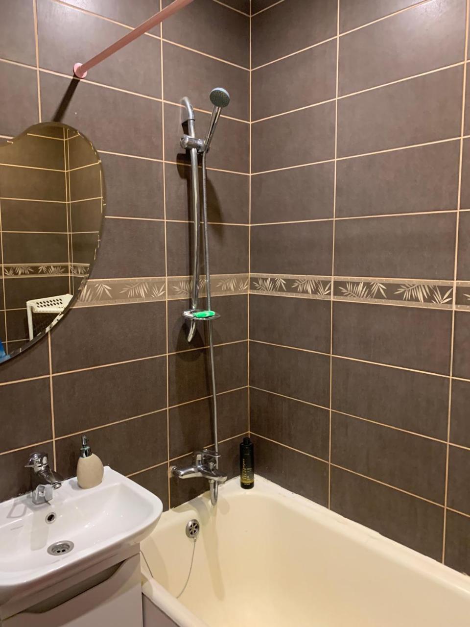 Apartament On Chernihivska Kiev Ngoại thất bức ảnh