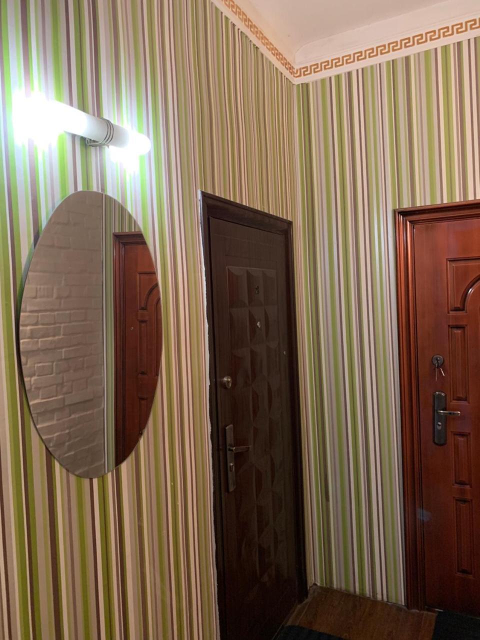Apartament On Chernihivska Kiev Ngoại thất bức ảnh